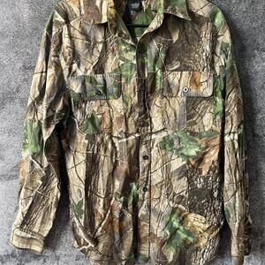 Vintage Guide Series Realtree Camo Button-Up Shirt M.